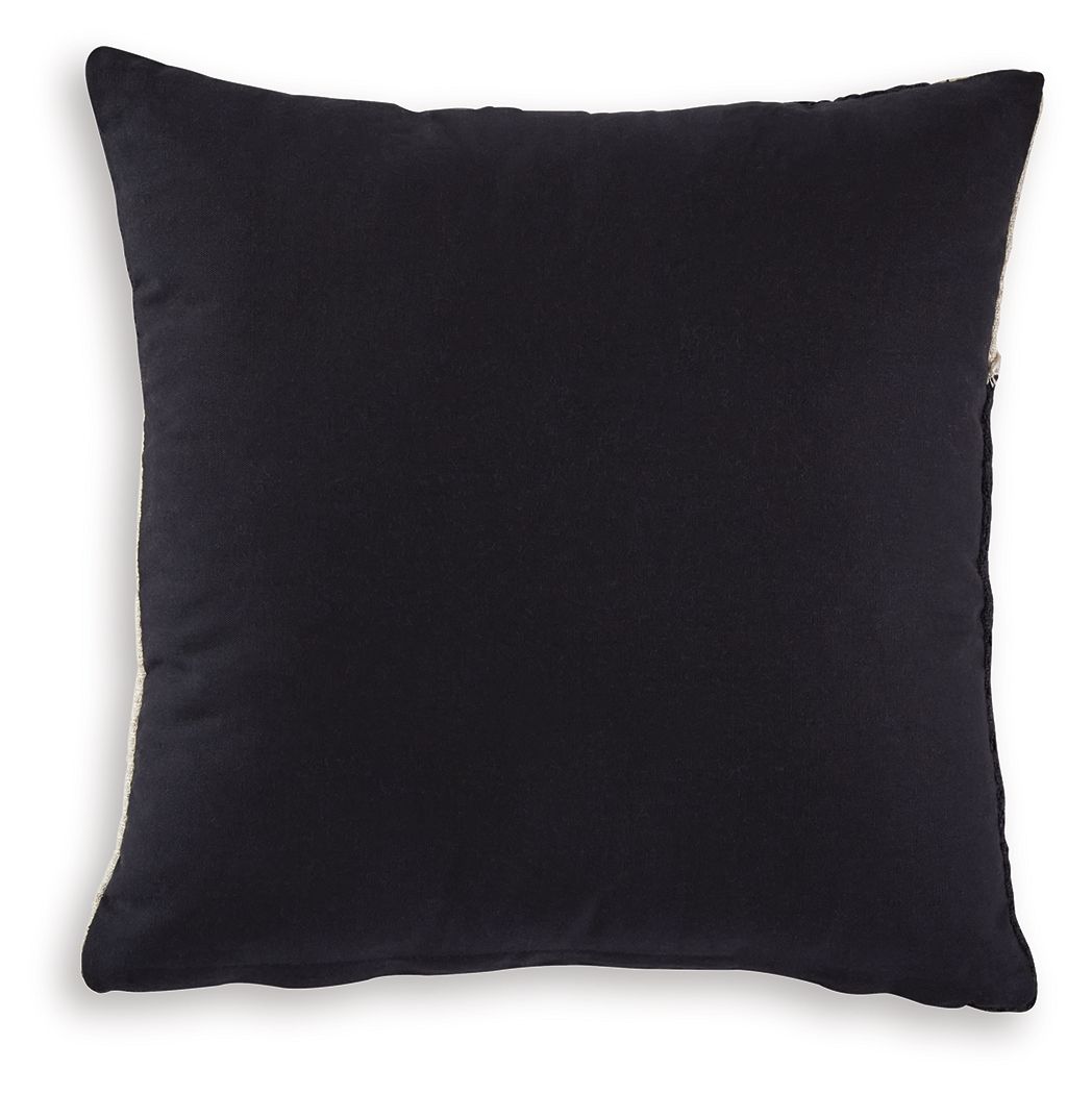 Veerbank - Pillow (Set of 4) - Black / Beige