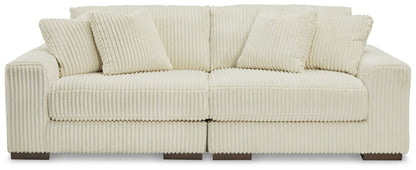 Lindyn - Sectional Sofa