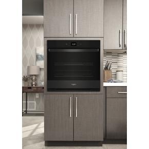 43 Cubic Feet Single Wall Oven With Air Fry When Connected - Black