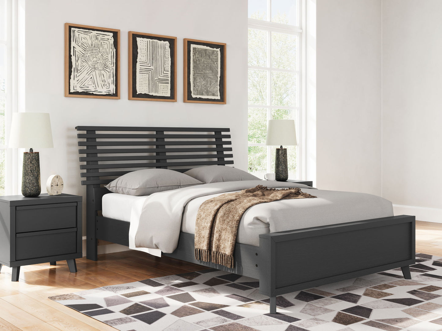 Danziar - Slat Panel Bed