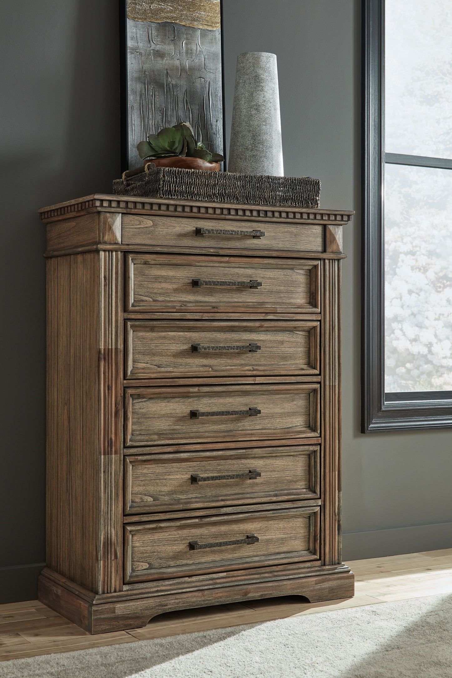 Markenburg - Brown - Six Drawer Chest